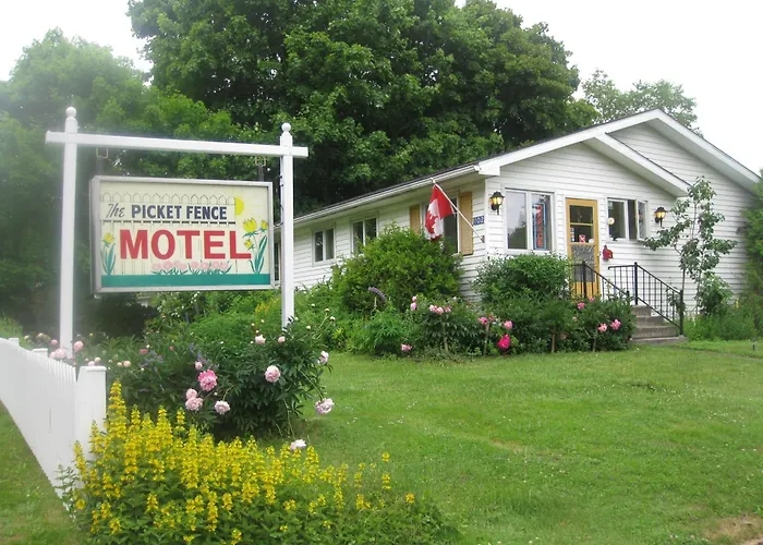 Picket Fence Motel